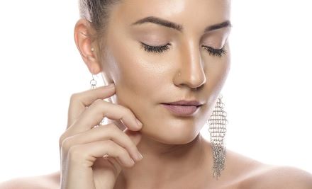 Secret RF, Frakcionált Mikrotűs Rádiófrekvencia kezelés Medical lézeres aktiválással és eredeti Gyémánt szérum feltöltéssel , teljes arcon, tokán és nyakon! Megoldás minden bőrproblémára! kupon
